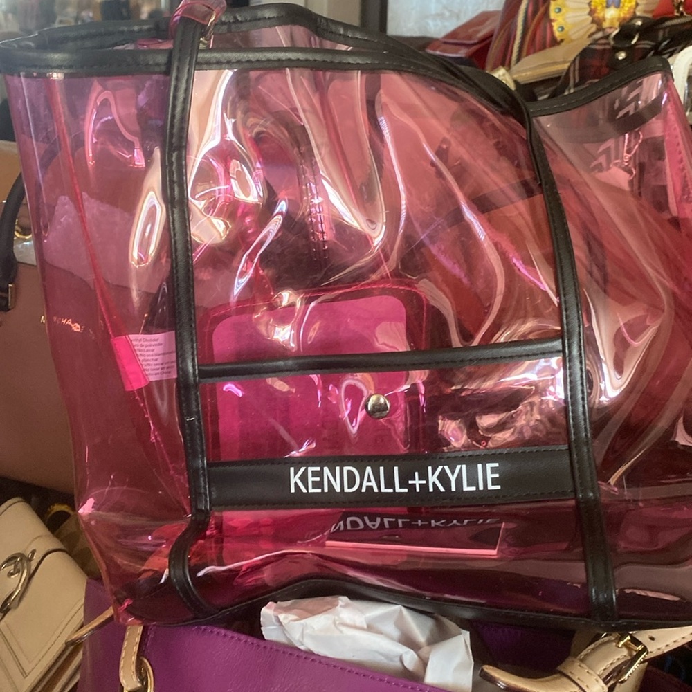 Kendall N Kylie Tote / Pouch!